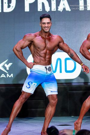 MEN'S PHYSIQUE +179